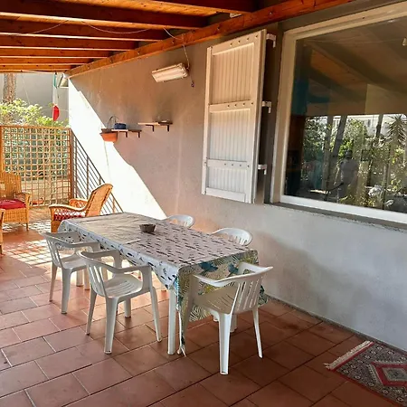 Casa Mare La Veranda Di Tonino *